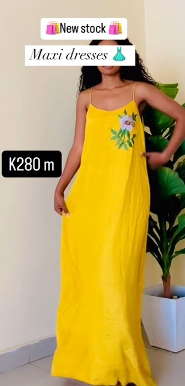 Elegant yellow dress large