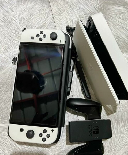 Nintendo Switch Lite - Console de jeu portable