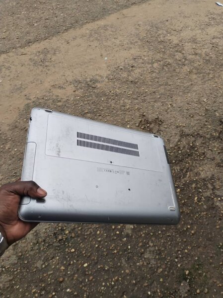 ORDINATEURS PORTABLE HP I7