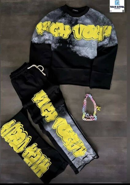 Ensemble streetwear vibrant