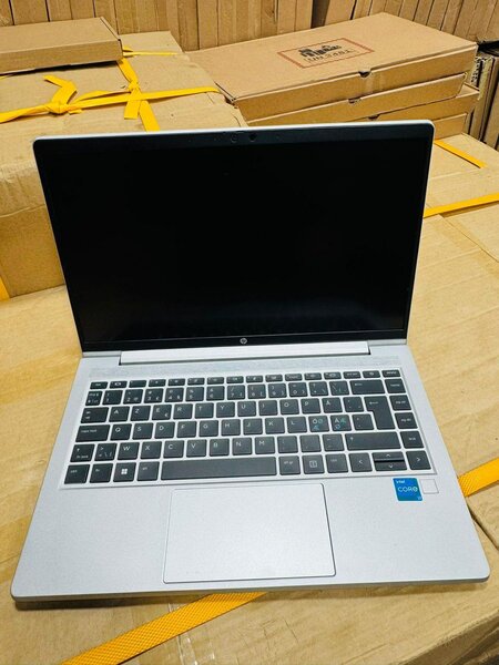 HP PROBOOK 640 G8