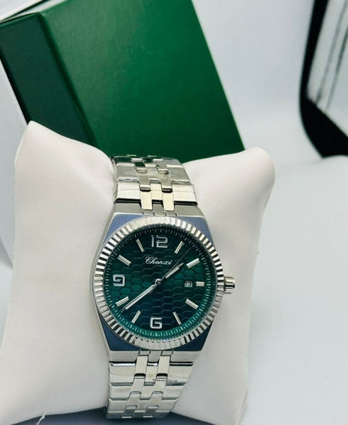 Montre Chanel pour homme en acier