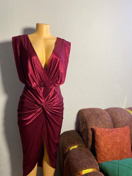 Robe Élégante Rouge Satinée