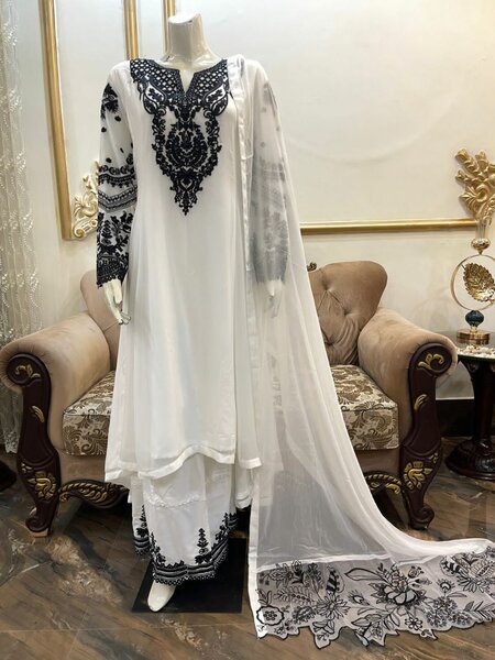 Chikenkari Mexci style suit