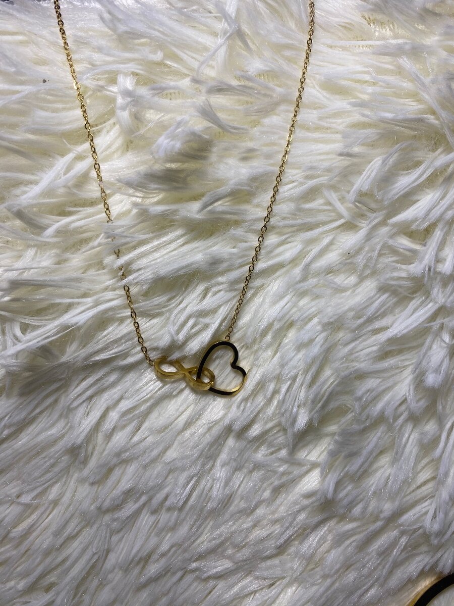 Gold Infinity Heart chaîne