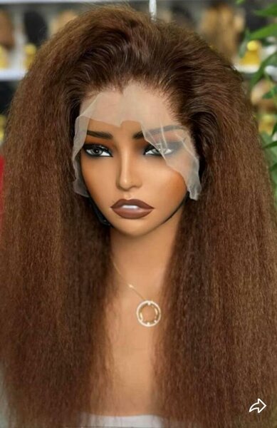 Perruque synthétique longue marron