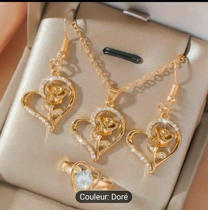 Parure Bijoux Dorée Élégante