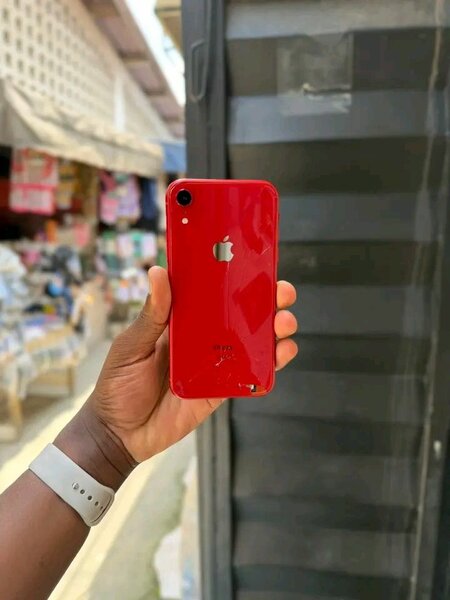 iPhone Xr Rouge 64Go