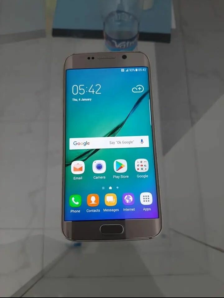 PRICE REDUCED!! Samsung S6 edge 4g net 64gb space, Clean Cam