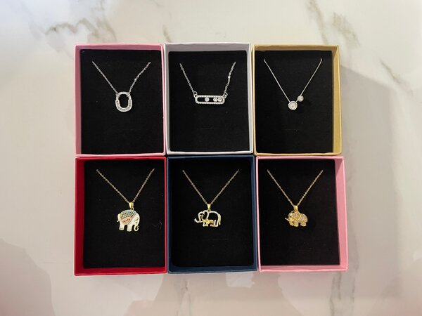 Collier Pendentif Élégant