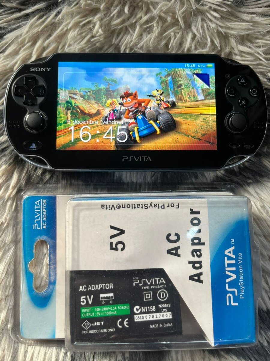 PS Vita Cracker avec Chargeur