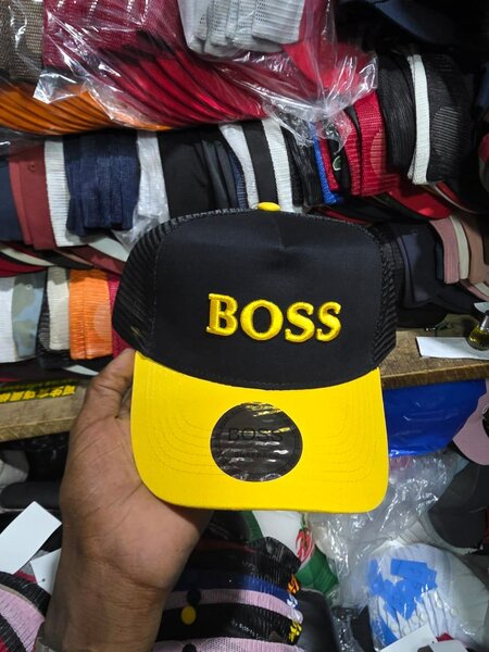 Casquette BOSS Noir et Jaune