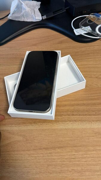 iPhone  16 pro neuf  128 giga