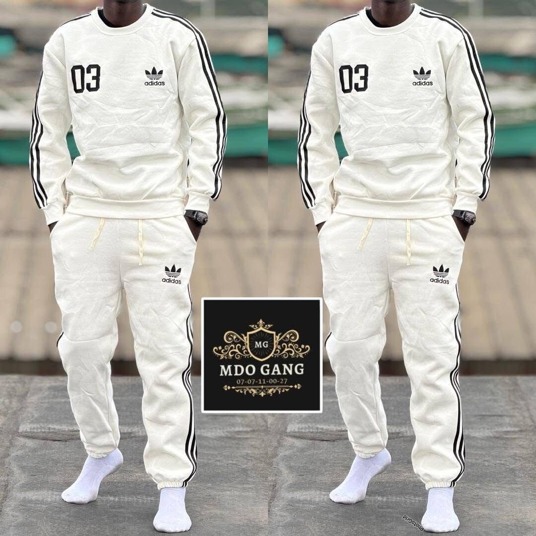 Ensemble de survêtement 03