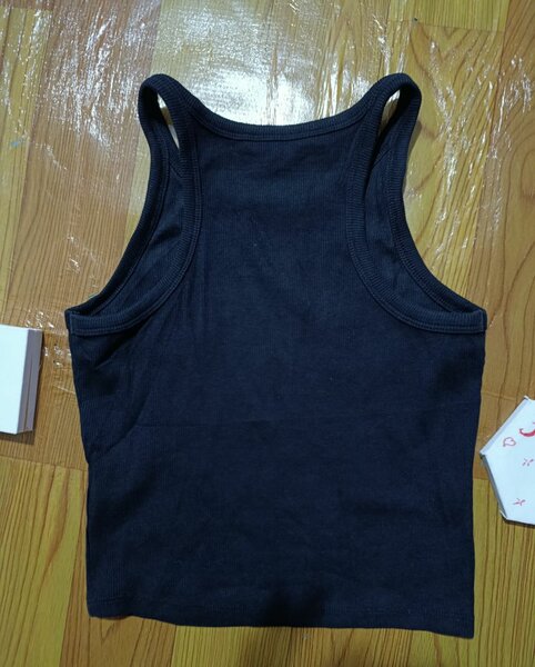 Crop Top noir taille S (12-13A