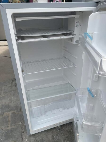 Mini réfrigérateur Haier argent