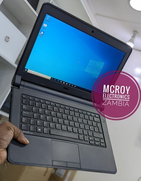 LAPTOP DELL LATITUDE 3340