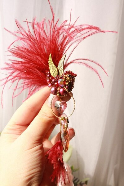 Брошь птичка.