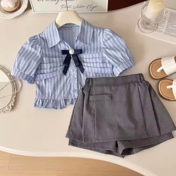 Tenues élégantes pour enfants