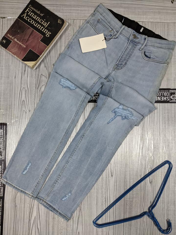 PULL & BEAR JEANS