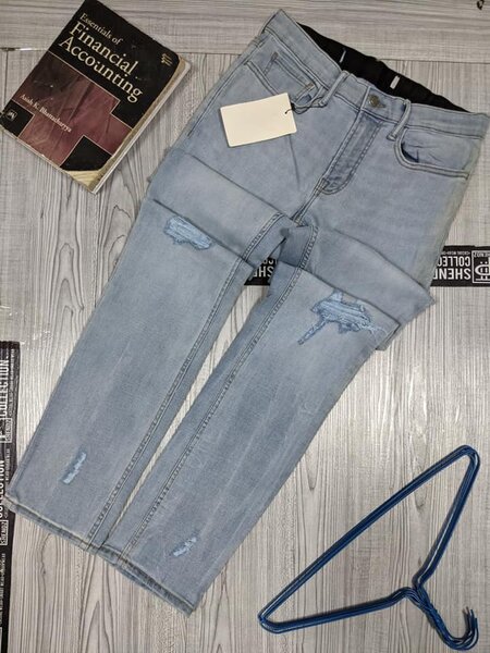 PULL & BEAR JEANS