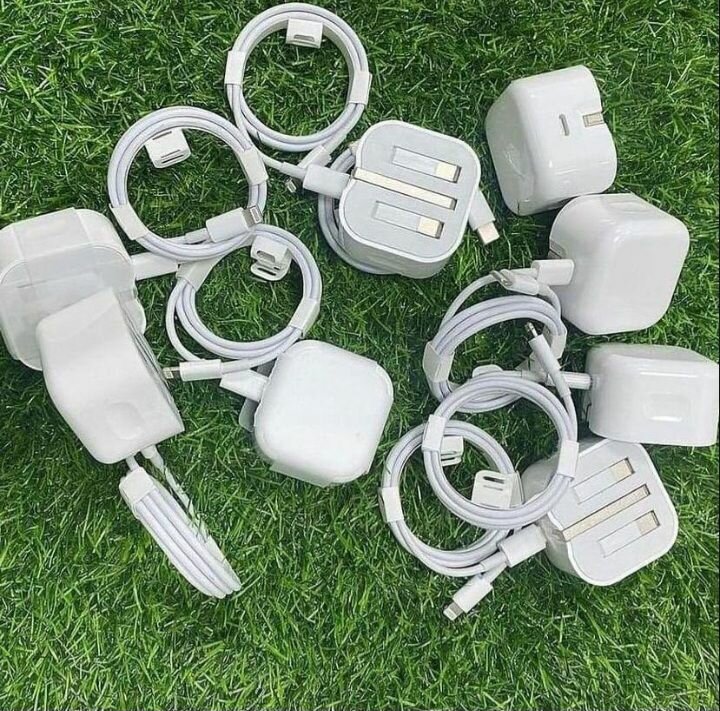 IPhone type C charger