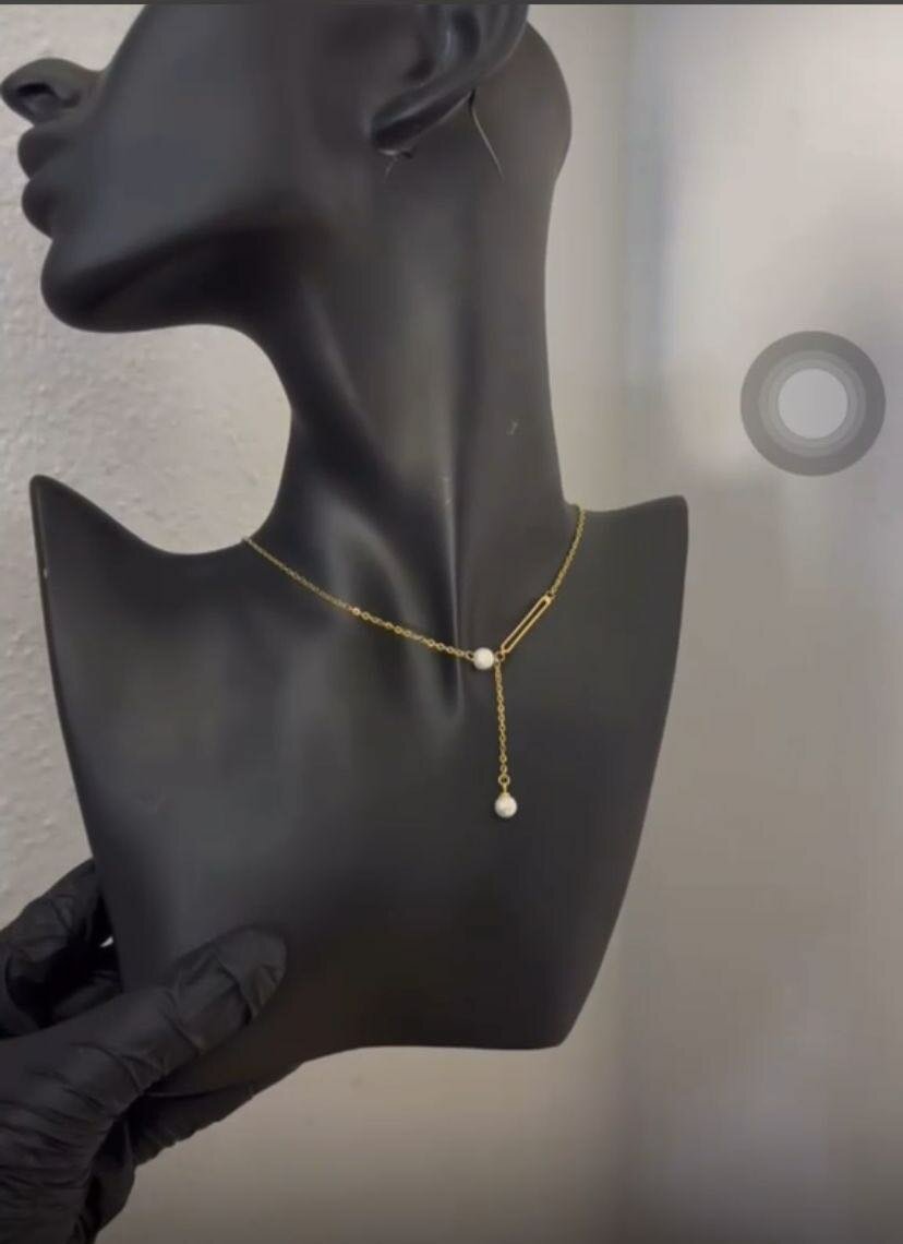 Collier élégant perlé doré