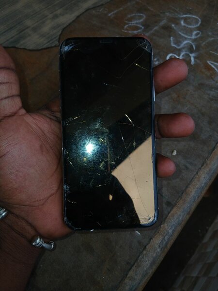 iPhone X antichoc cassé