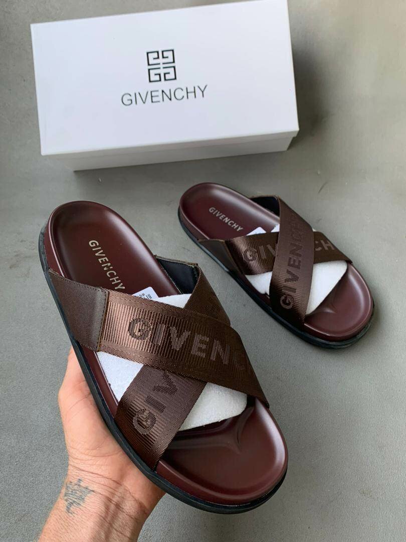 Sandales de marque élégantes