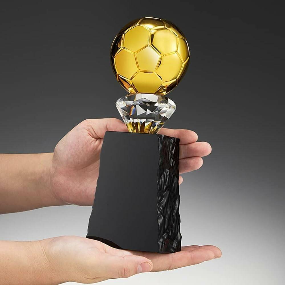 TROPHÉE EN CRISTAL FOOTBALL
