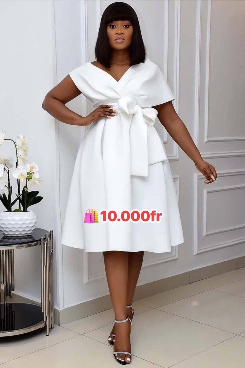 Robe Élégante avec Ceinture