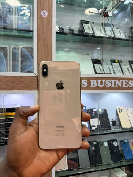 Xs max 64Go tout est dorigine