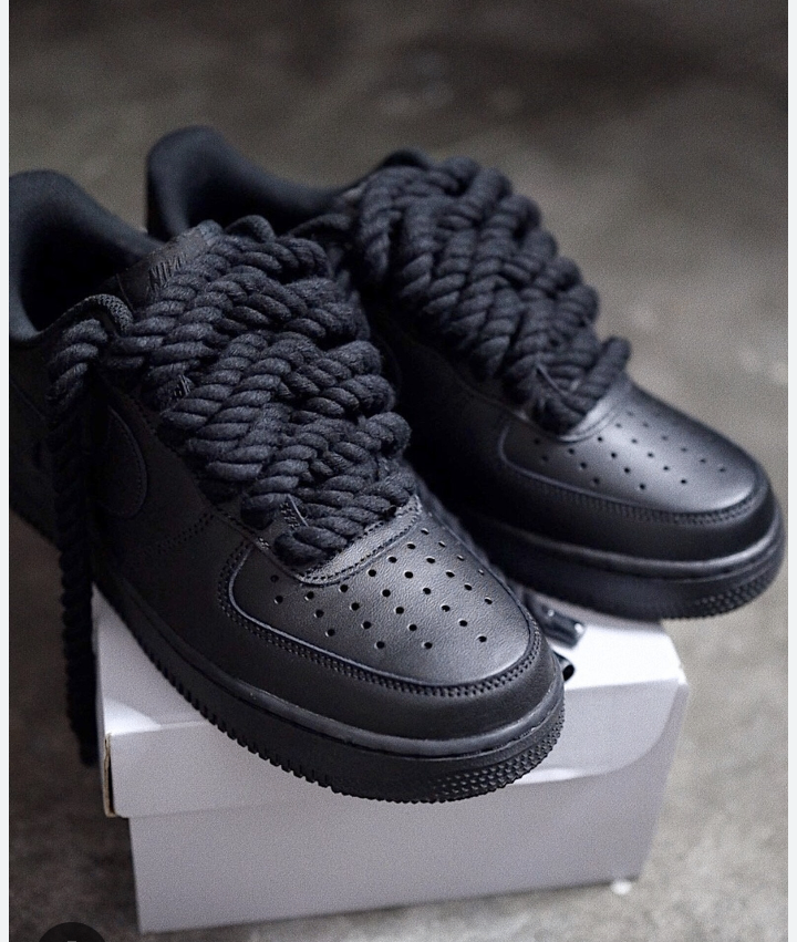 Nike Big Lace Black