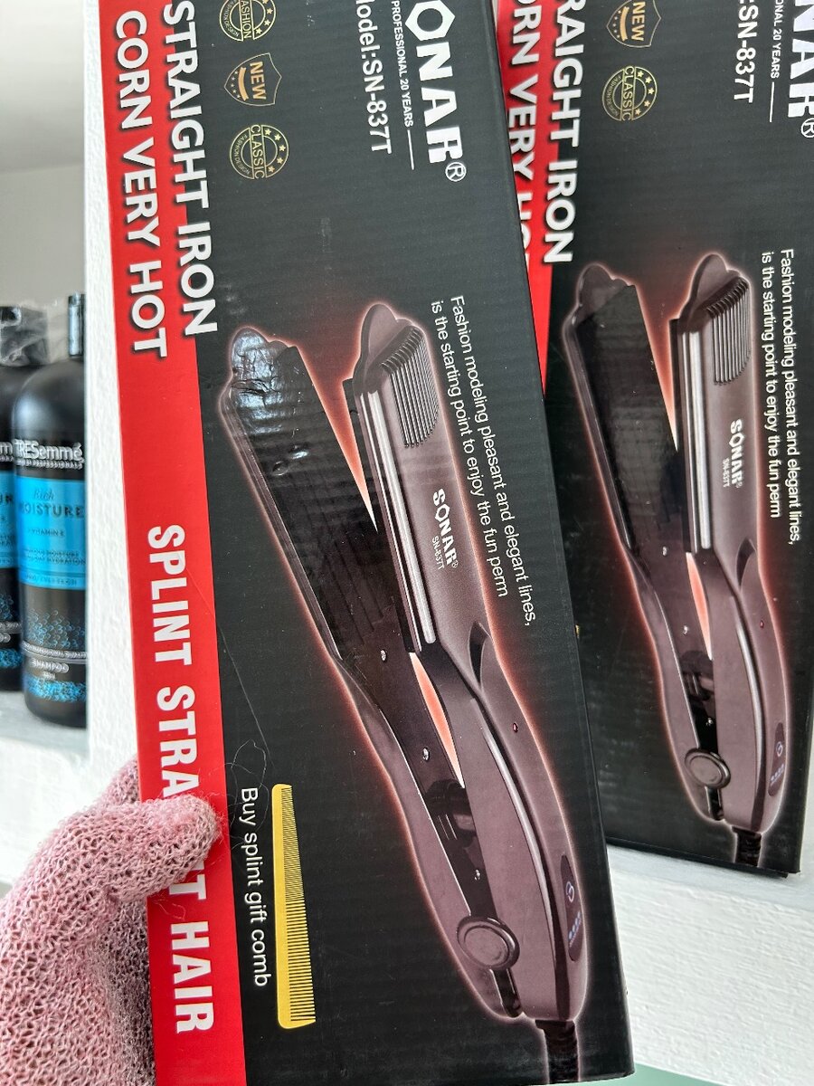SONAR Professional Hair Straightener.