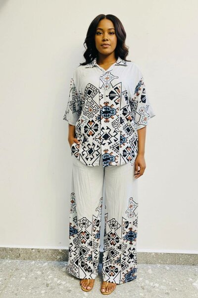 Ensemble femme ample et coloré