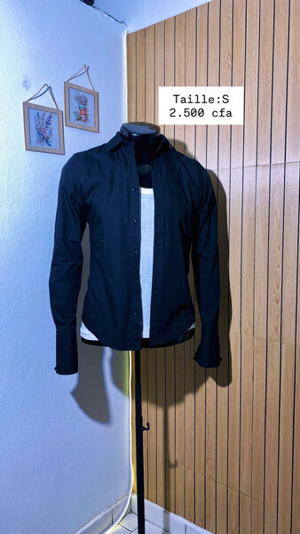 Chemise noire élégante S
