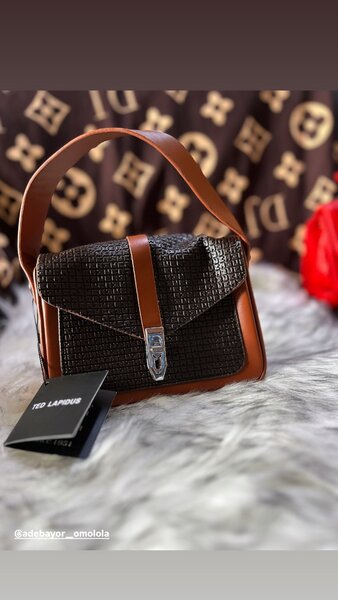 Stylish Woven Shoulder Bags
