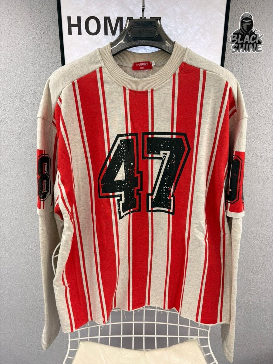 Sweatshirt à rayures 47