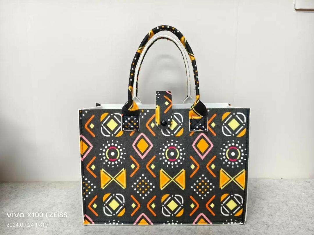 Sac feutre motif pagne