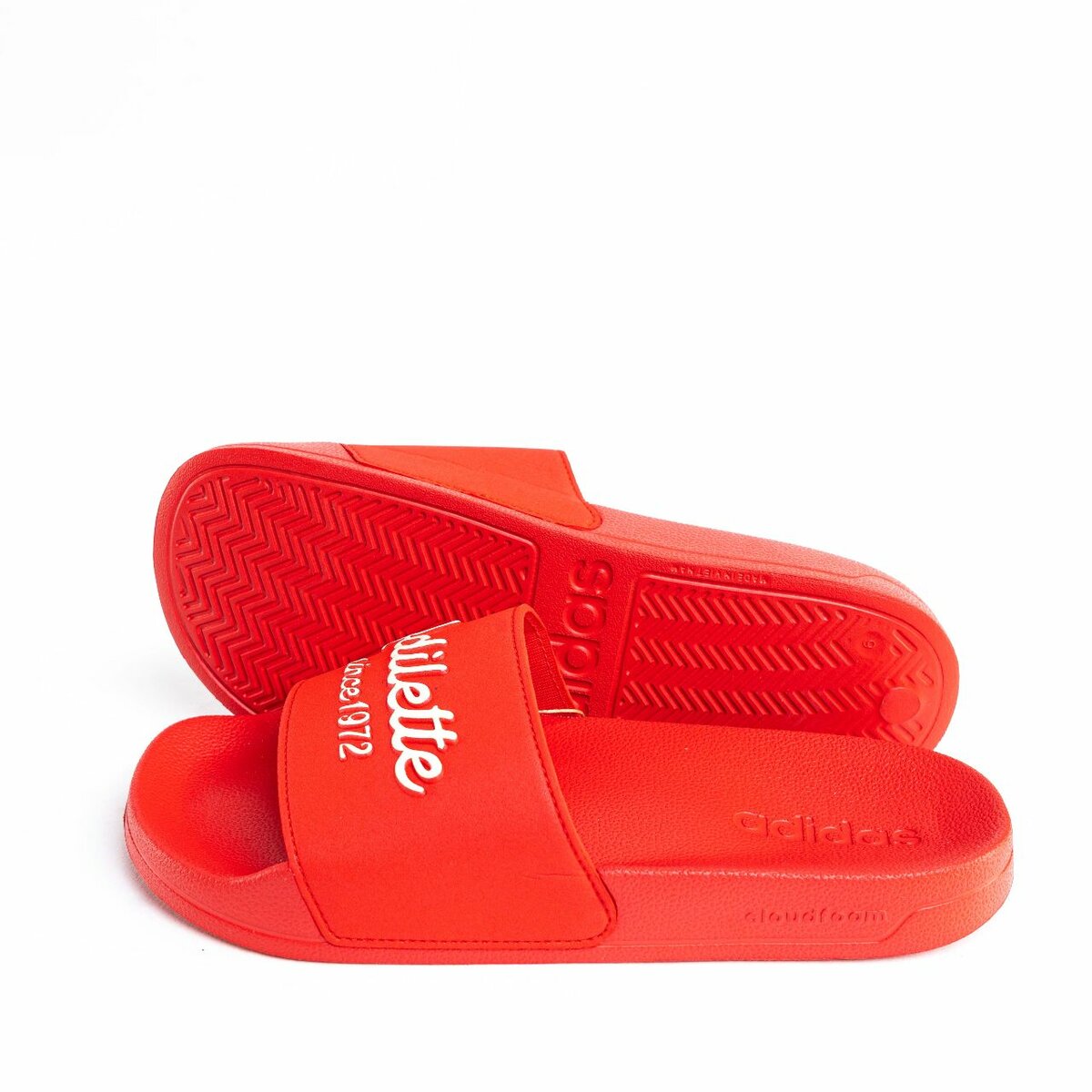 Adidas since Adilette rouges