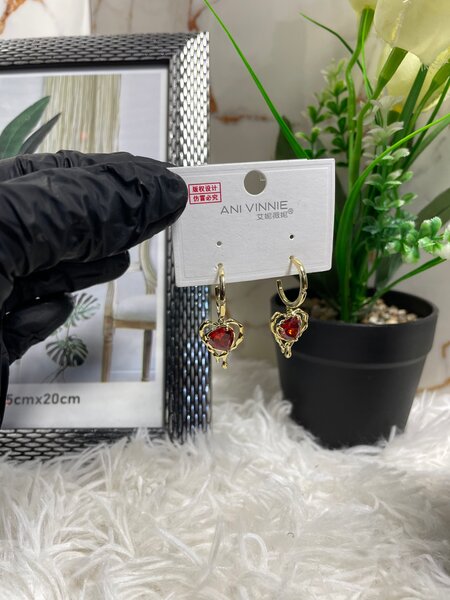 Boucles d'Oreilles Cœur Élégant