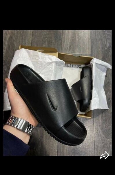 Sandales noires confortables