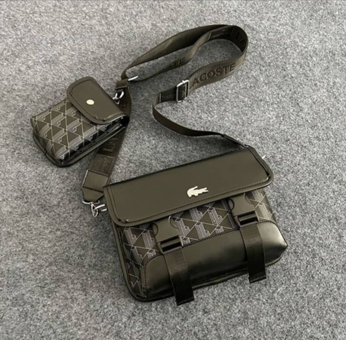 Sacoche Lacoste élégante