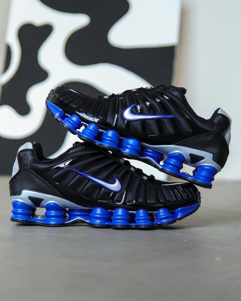 Chaussures de Sport Noires et Bleues