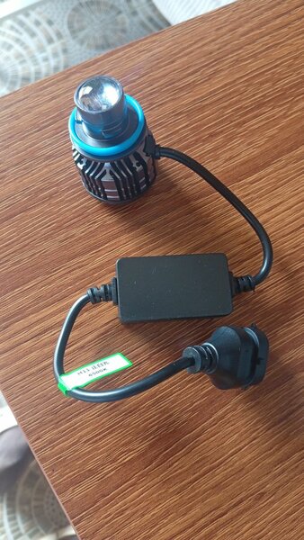 Ampoule laser de voiture H11