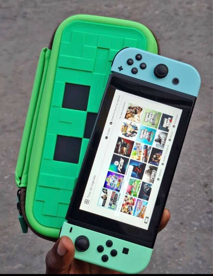 Nintendo Switch Lite - Console de jeux vidéo portable