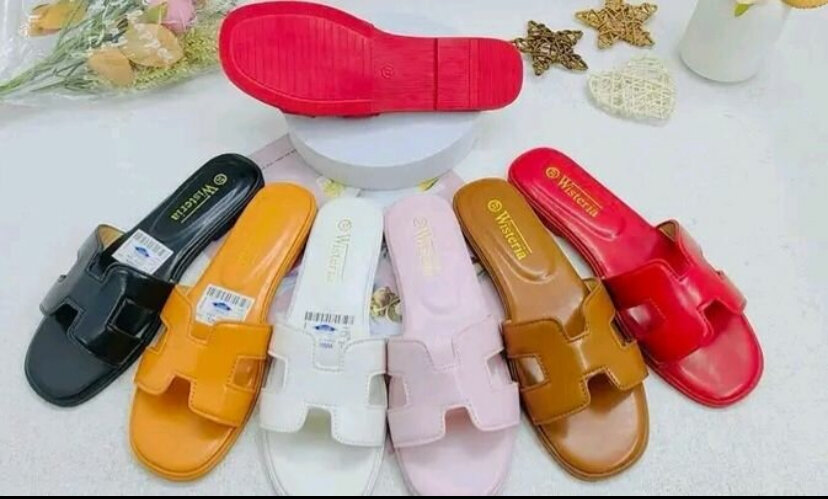 Sandales colorées confortables