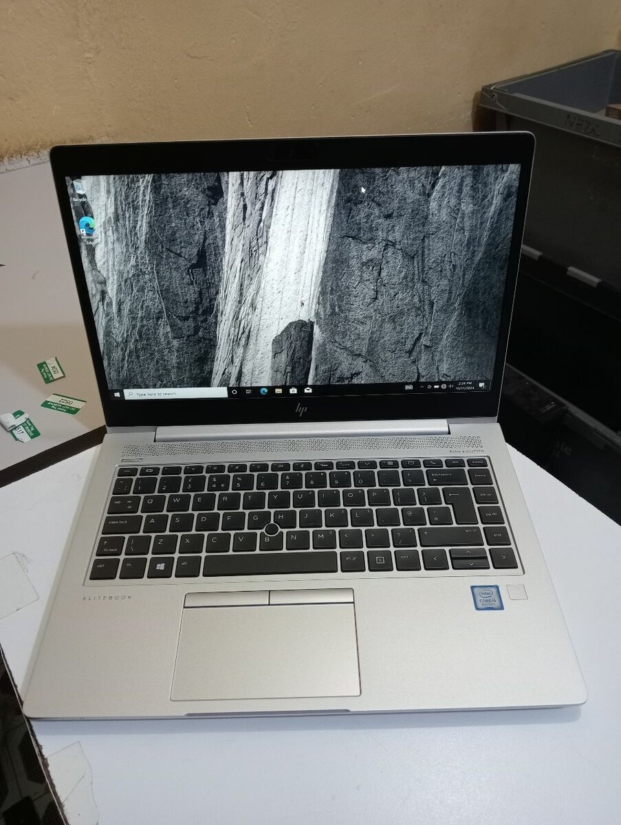 Hp elite book laptop 840 G5 for sale