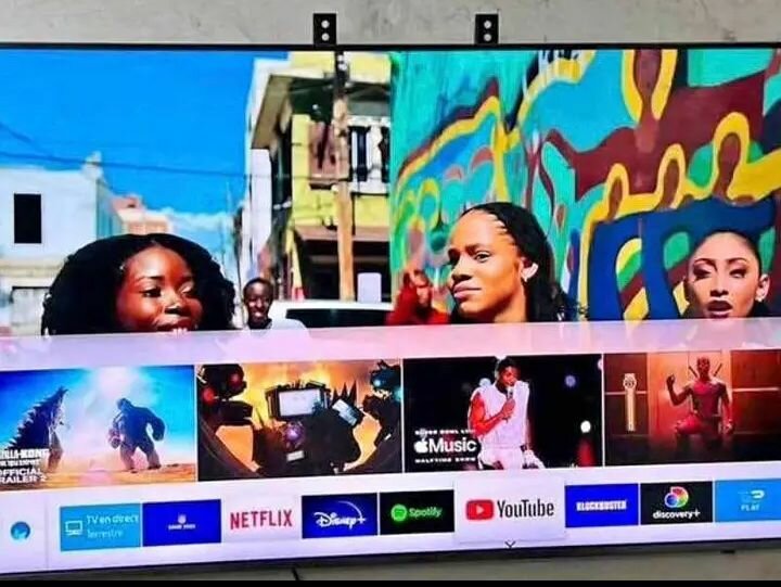 Smart TV UHD 4K 55 pouces