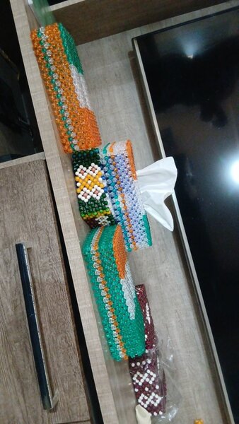 Boîte à mouchoirs perles tressées